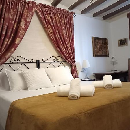 Casa Rural La Casona Urrea de Gaen Eksteriør billede