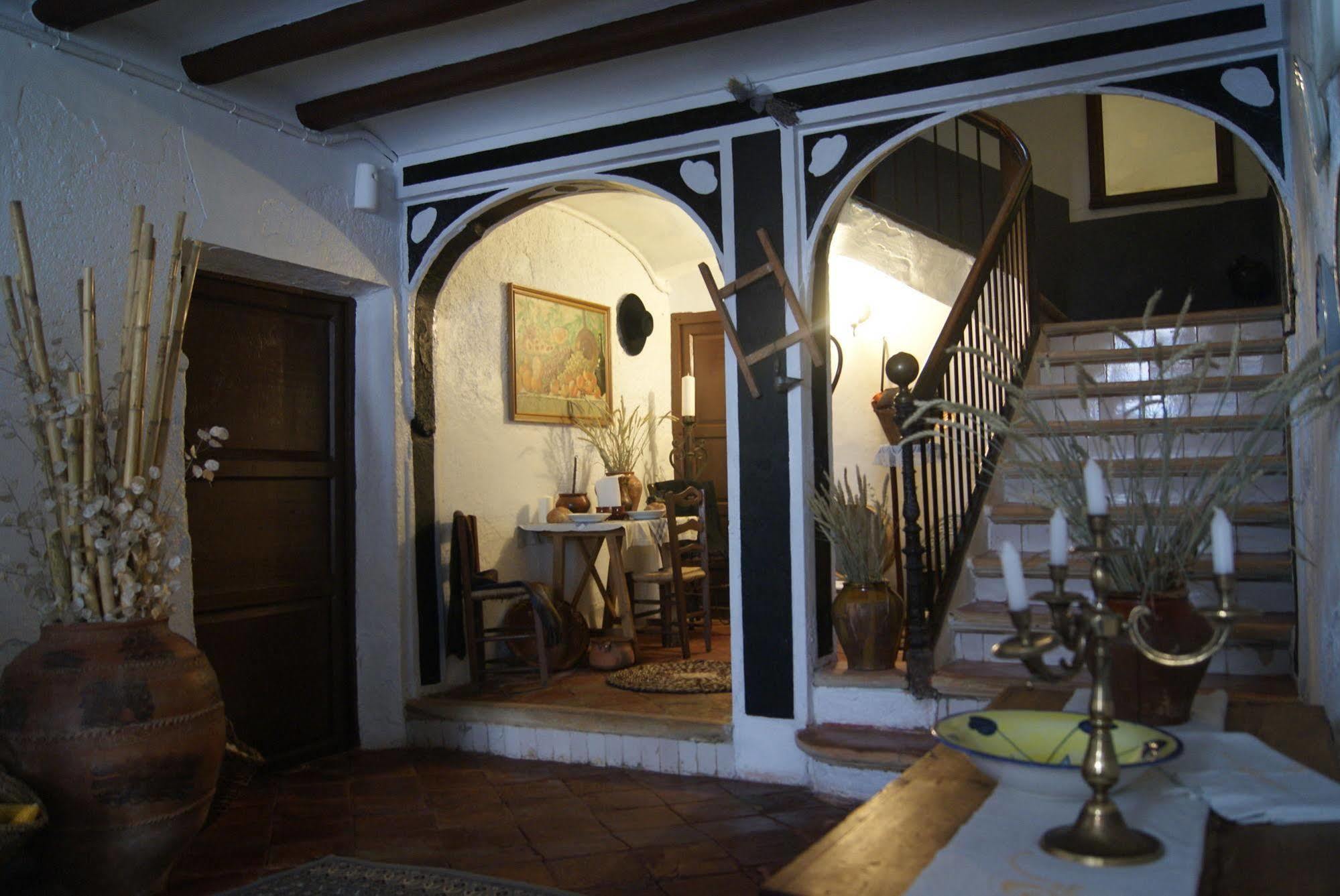 Casa Rural La Casona Urrea de Gaen Eksteriør billede