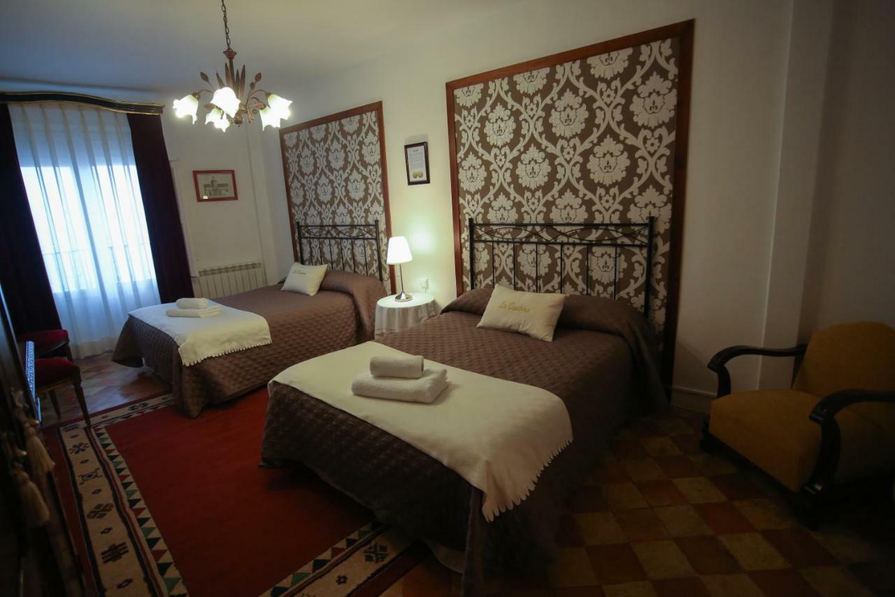 Casa Rural La Casona Urrea de Gaen Eksteriør billede